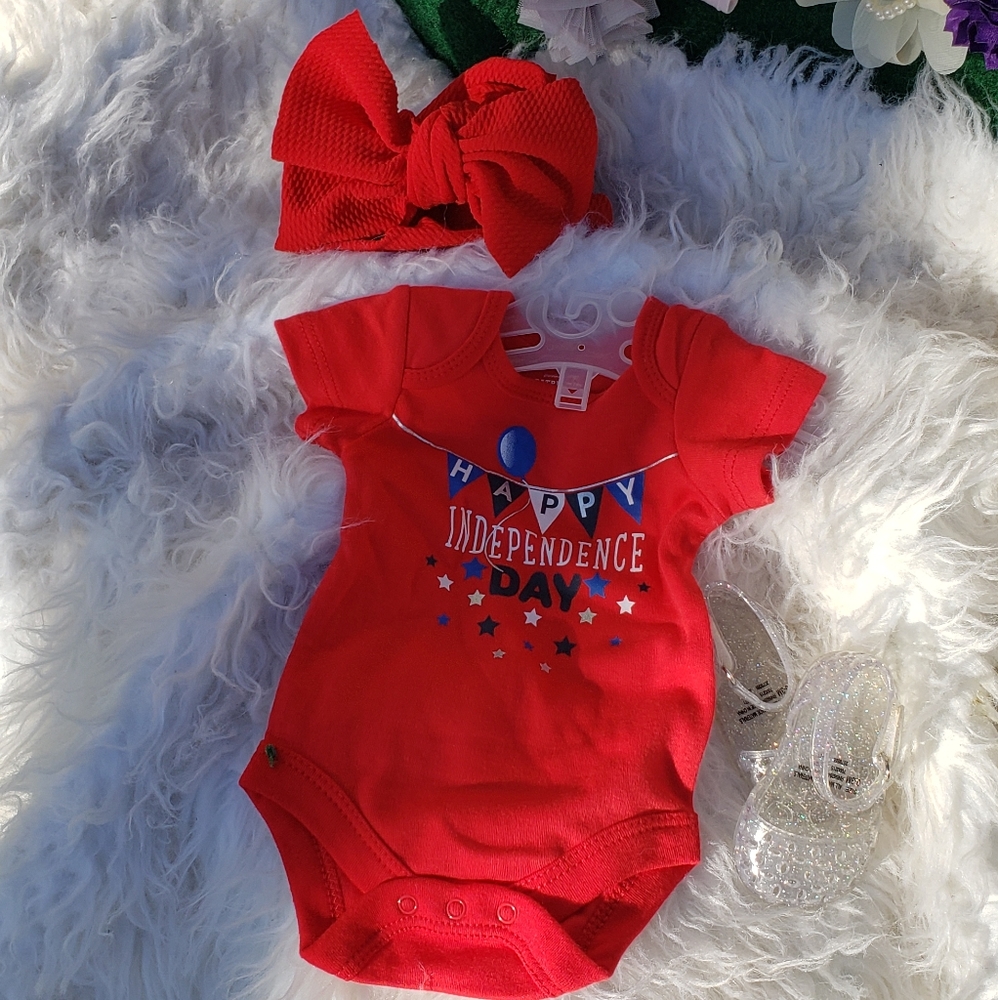 NWT "Happy Independence Day" onesie.